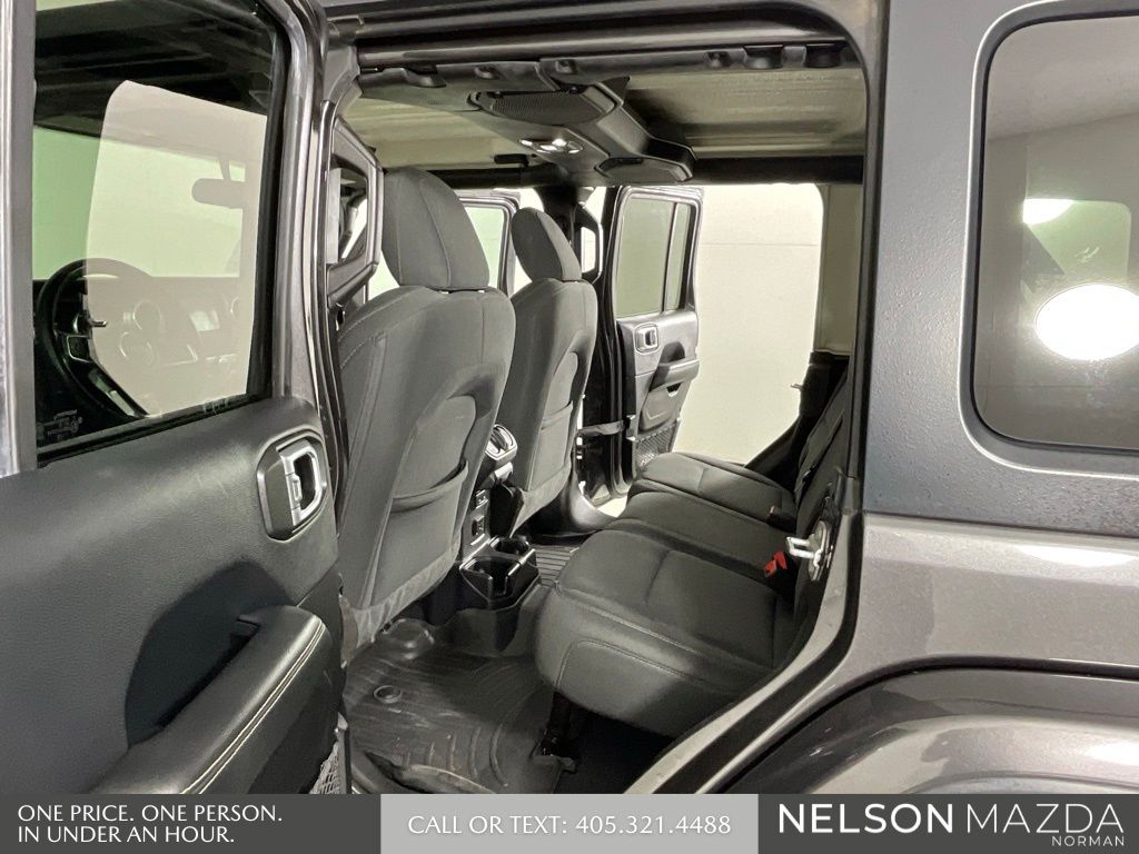 2019 Jeep Wrangler Unlimited Sahara - Photo 13