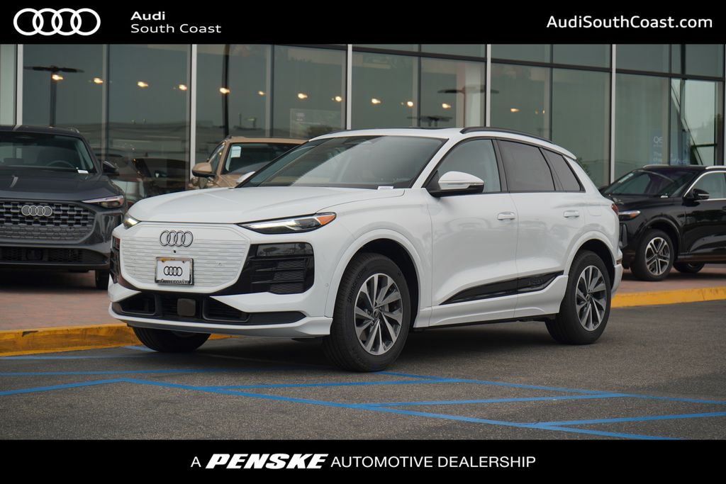 Thumbnail: 2025 Audi Q6 e-tron - 1