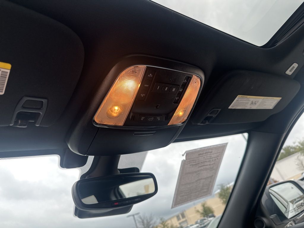 Used Car 2021 Jeep Grand Cherokee  80th Anniversary Edition For Sale Under $30,000 In Austin, Texas