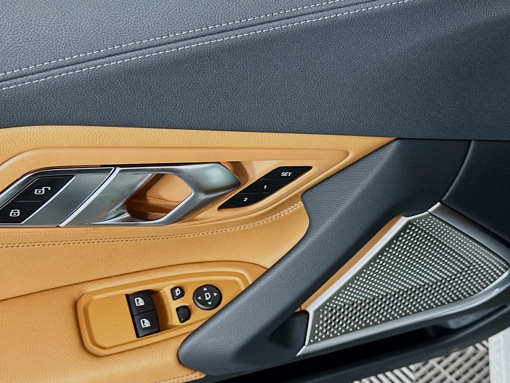 Thumbnail: 2026 BMW Z4 - 18