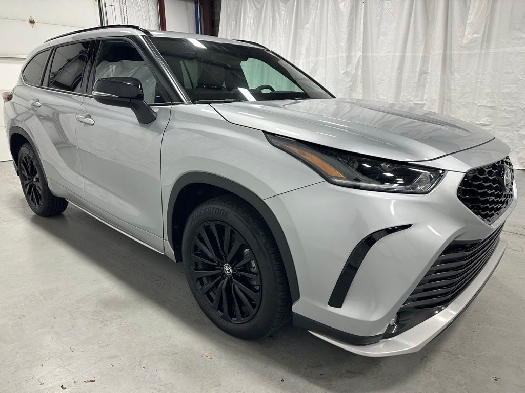 2025 Toyota Highlander XSE AWD