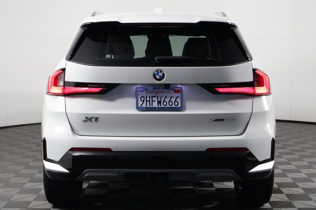 Thumbnail: 2023 BMW X1 - 5