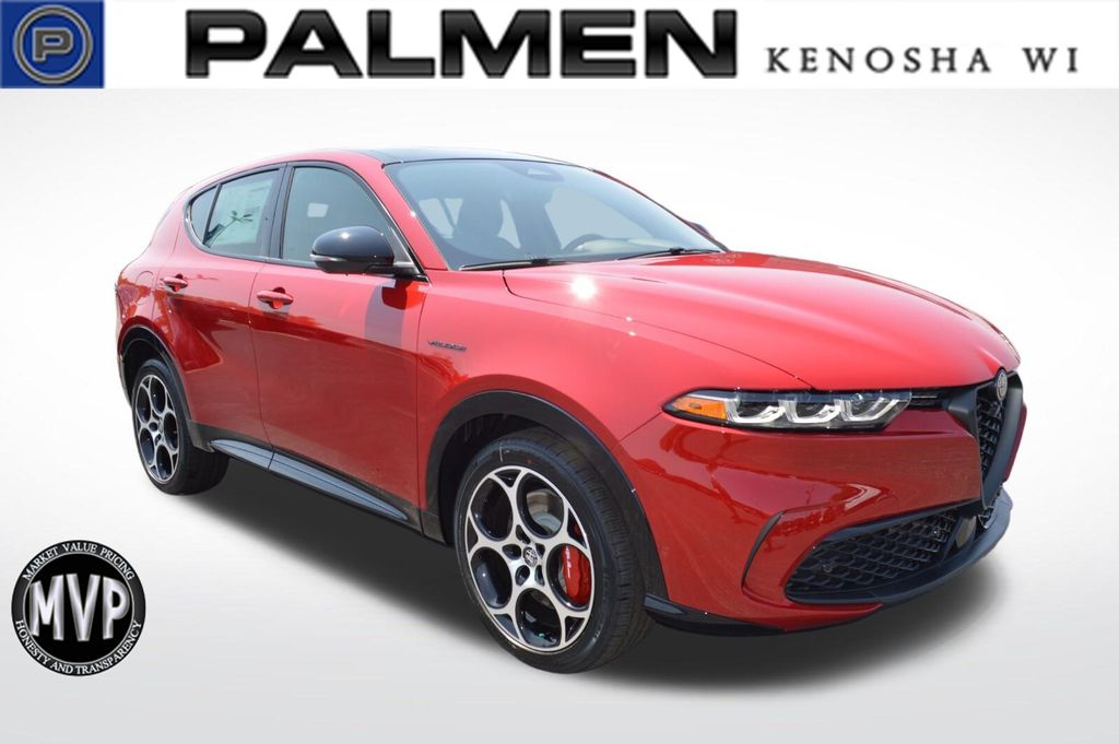 Alfa Rosso 2025 Alfa Romeo Tonale SUV / Crossover All-Wheel Drive 9-Speed Automatic