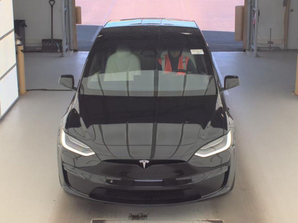 Used 2023 Black Tesla Standard Range image 3