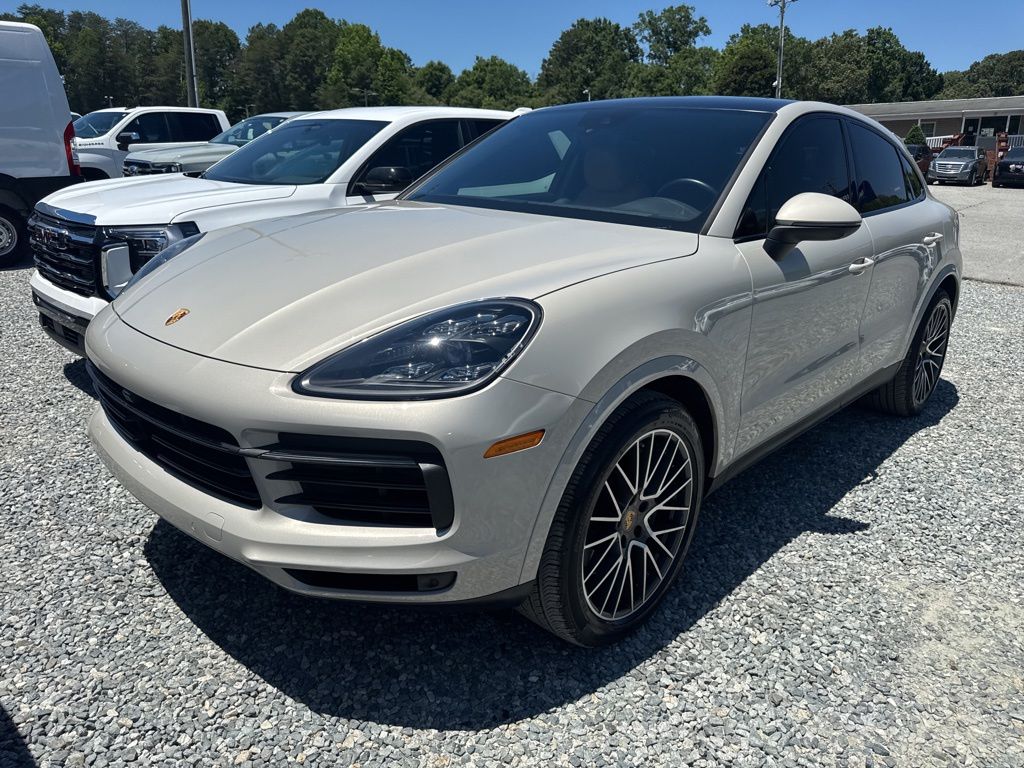 2022 Porsche Cayenne's photo