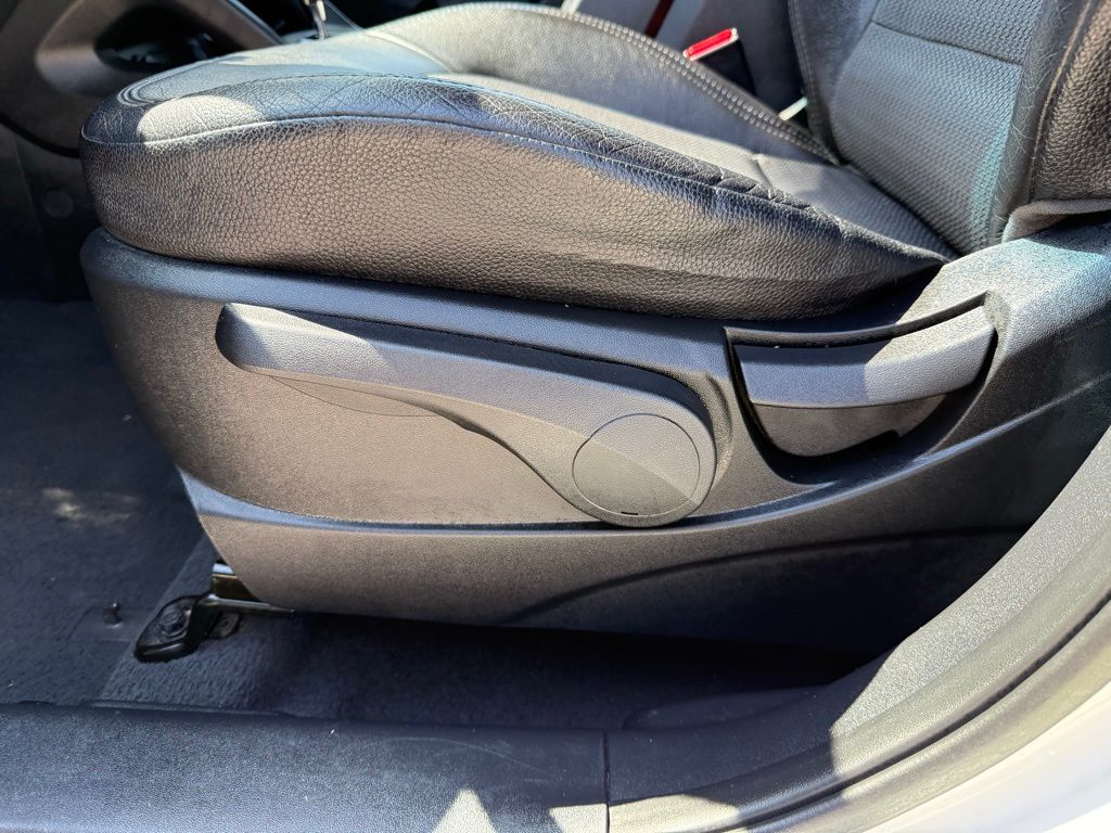 Thumbnail: 2013 Hyundai Tucson - 15