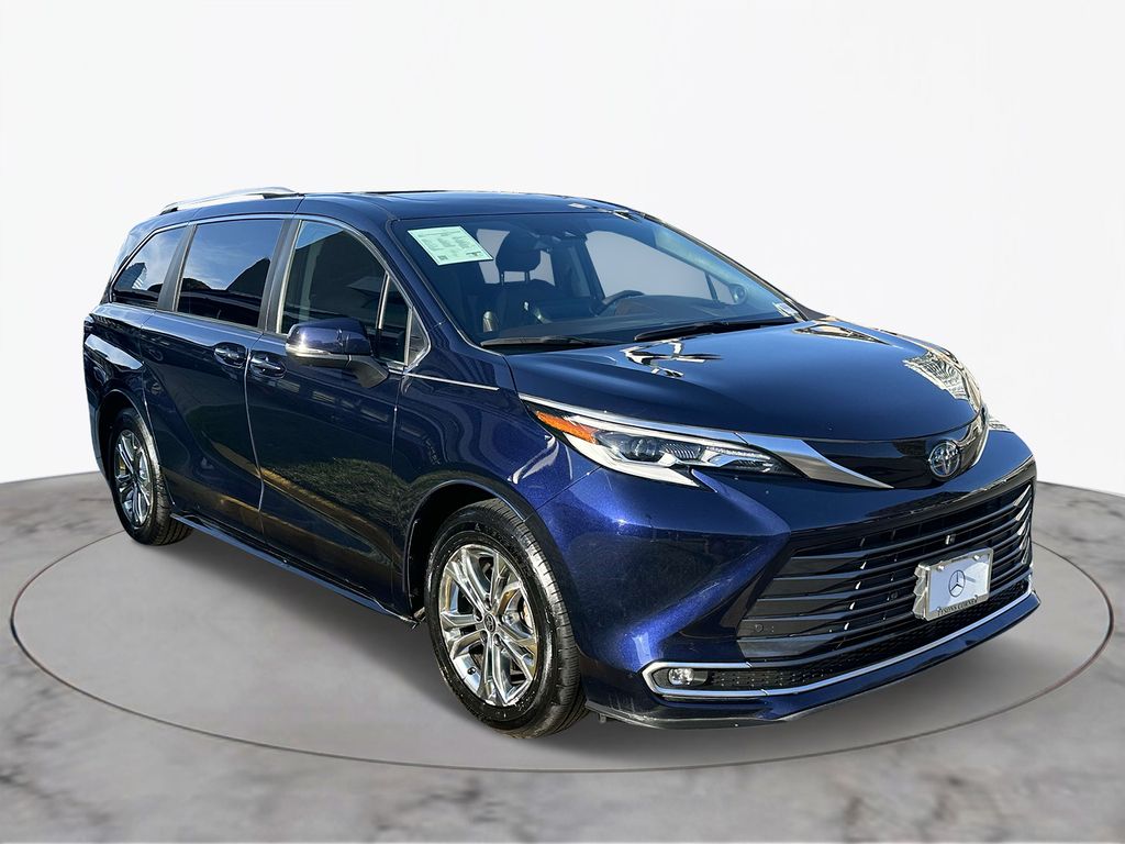 2022 Toyota Sienna Platinum 5