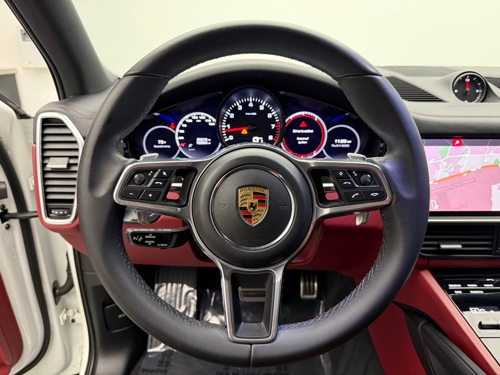 2021 Porsche Cayenne S 12