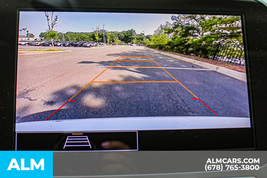 Used 2024 White Chevrolet LT image 31