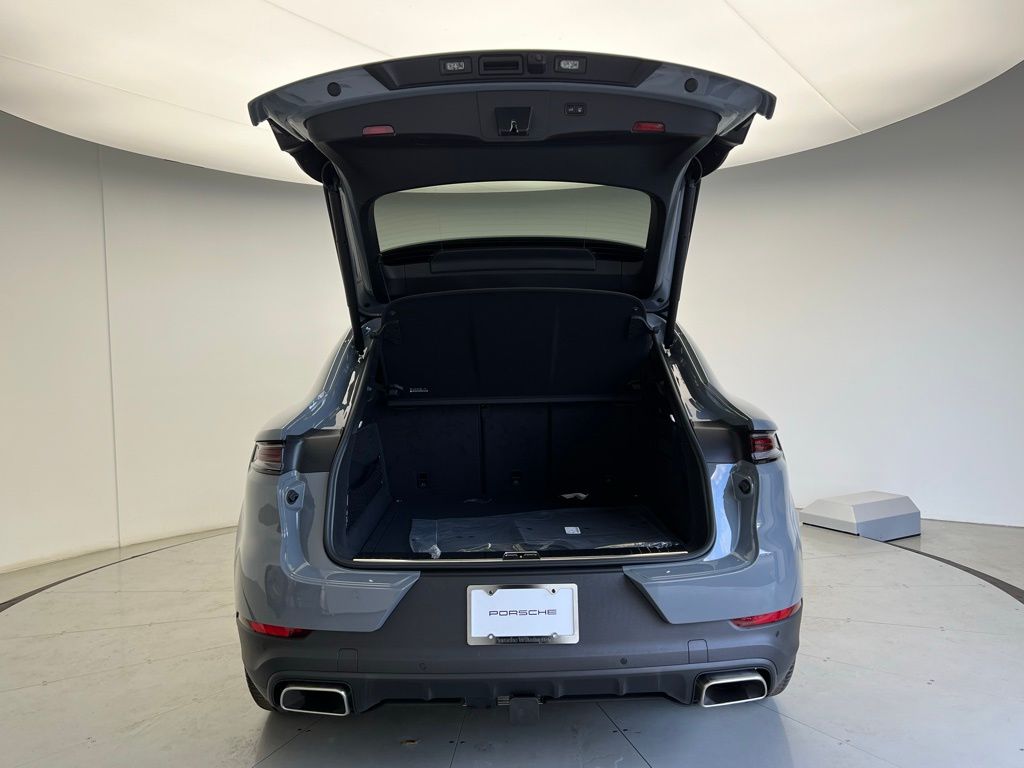 Thumbnail: 2026 Porsche  - 20