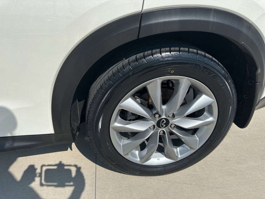 2022 Majestic White INFINITI QX50 ESSENTIAL FWD SUV