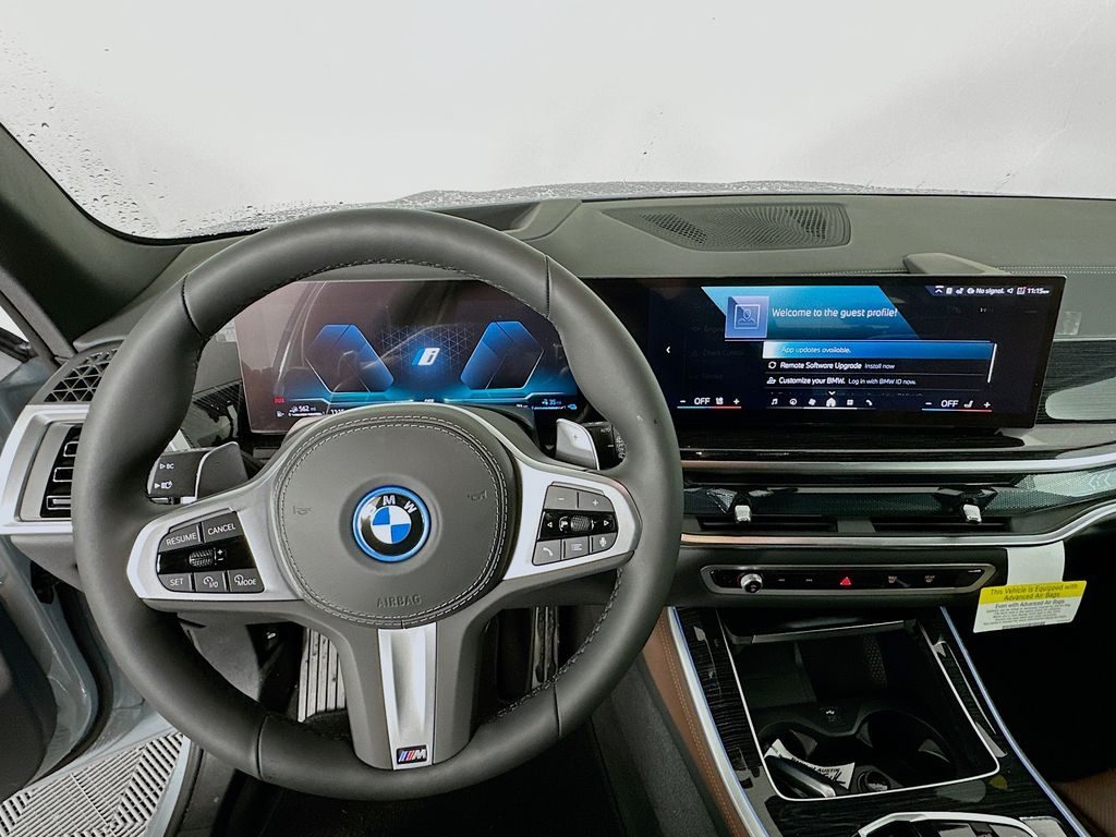 2025 BMW X5 xDrive50e 10