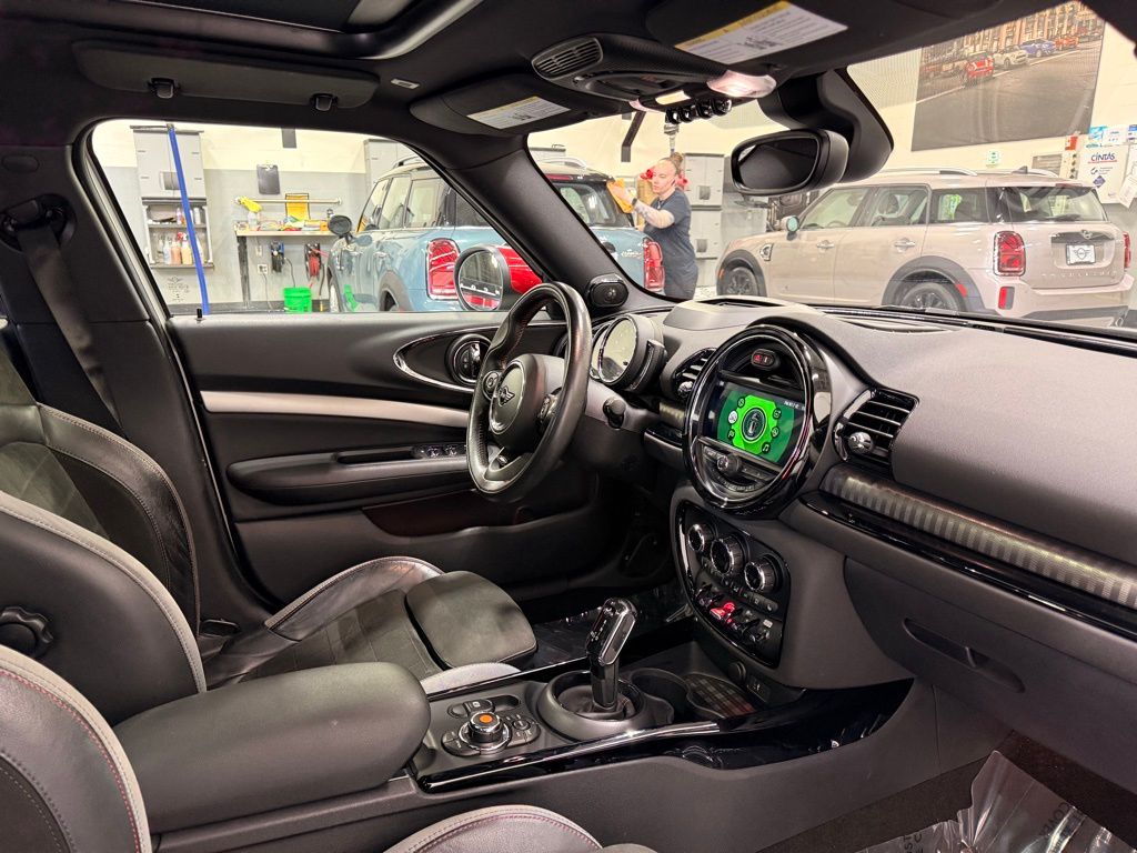 Thumbnail: 2020 MINI Cooper Clubman - 30