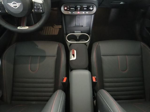 Thumbnail: 2026 MINI Cooper - 15