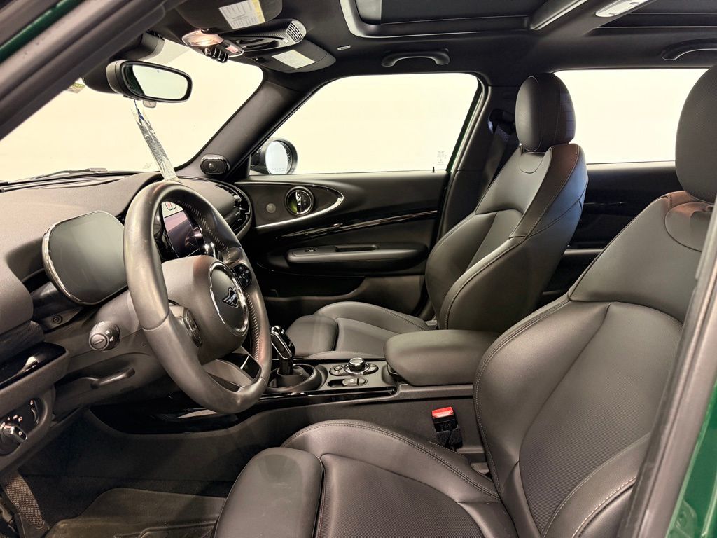Thumbnail: 2023 MINI Cooper Clubman - 10