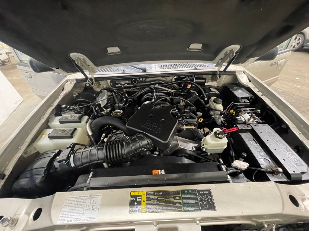 2004 Ford Explorer Sport Trac XLT - Photo 43