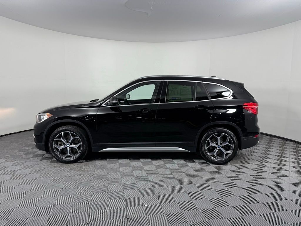 Thumbnail: 2019 BMW X1 - 8