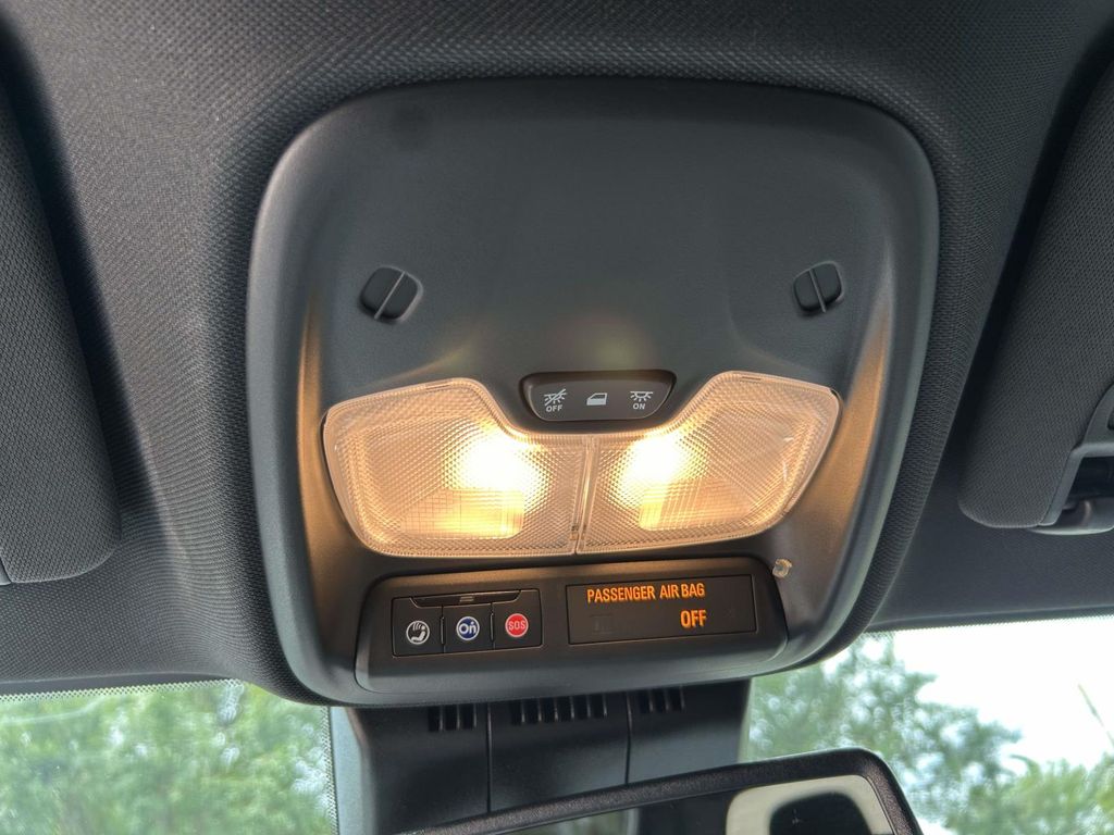 Used 2025 GMC Canyon Truck