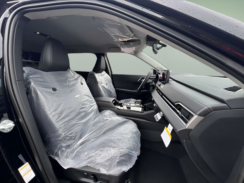 New 2026 Mitsubishi Outlander PHEV SUV