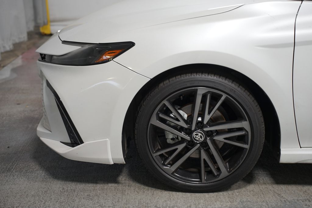 2025 Toyota Camry XSE 5