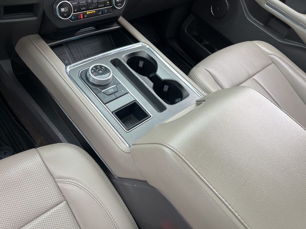 Thumbnail: 2021 Ford Expedition MAX - 21