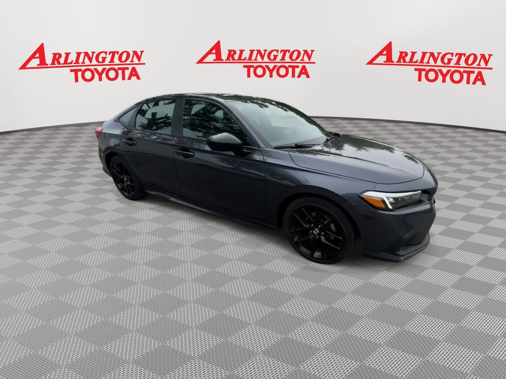 View vehicle photo 2