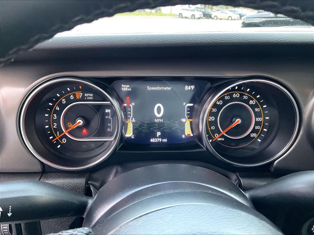 2022 Jeep Gladiator — photo 15