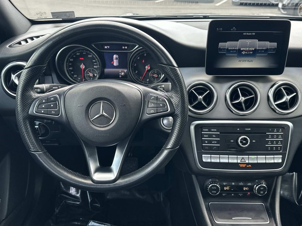 Thumbnail: 2019 Mercedes-Benz GLA - 15