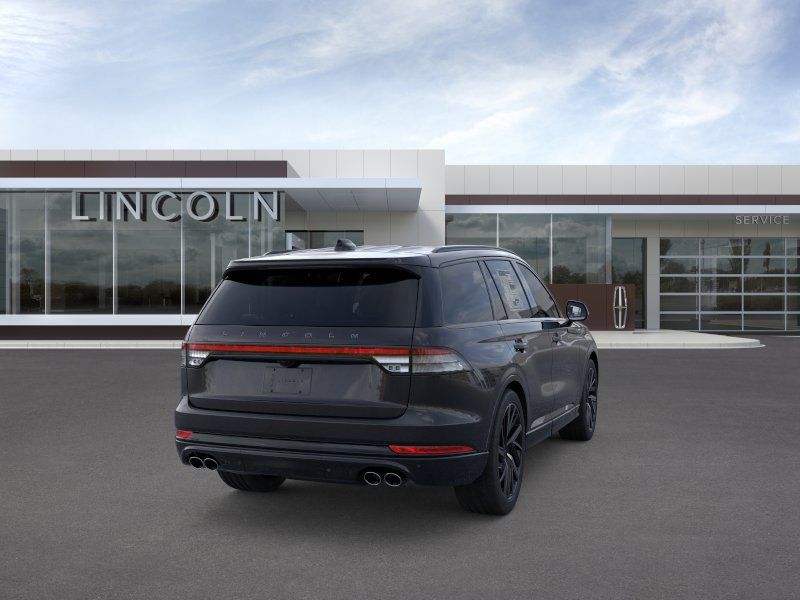 Thumbnail: 2026 Lincoln Aviator - 8