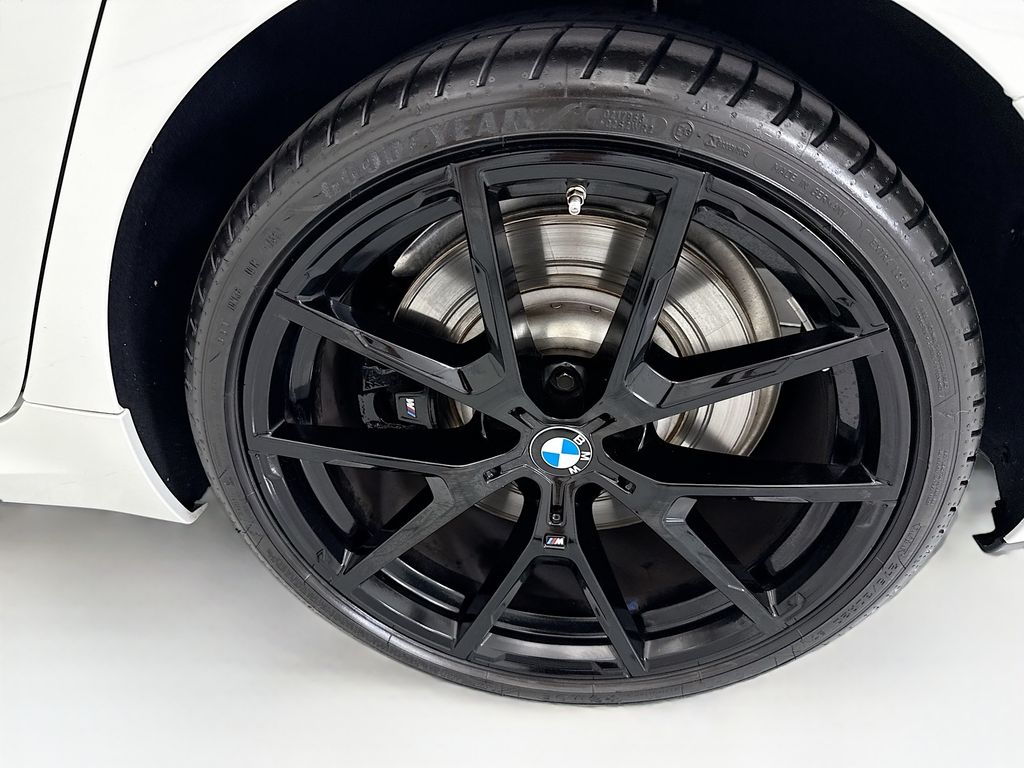Thumbnail: 2023 BMW 8 Series - 30