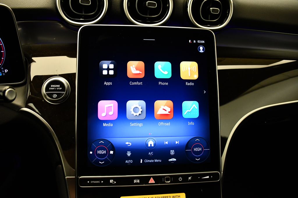 Thumbnail: 2025 Mercedes-Benz GLC - 25