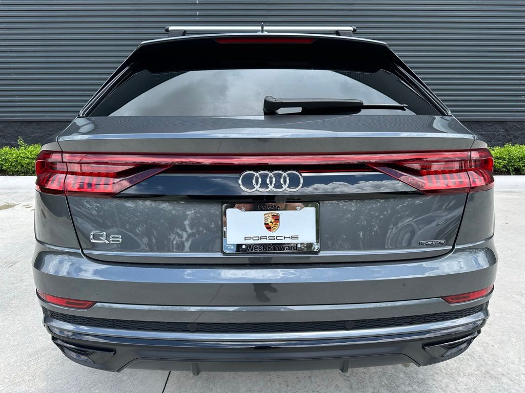 Thumbnail: 2019 Audi Q8 - 11