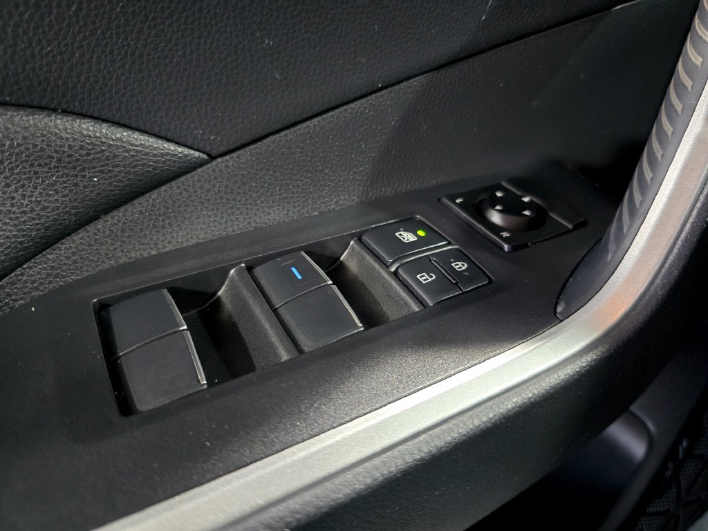 Thumbnail: 2021 Toyota RAV4 - 13