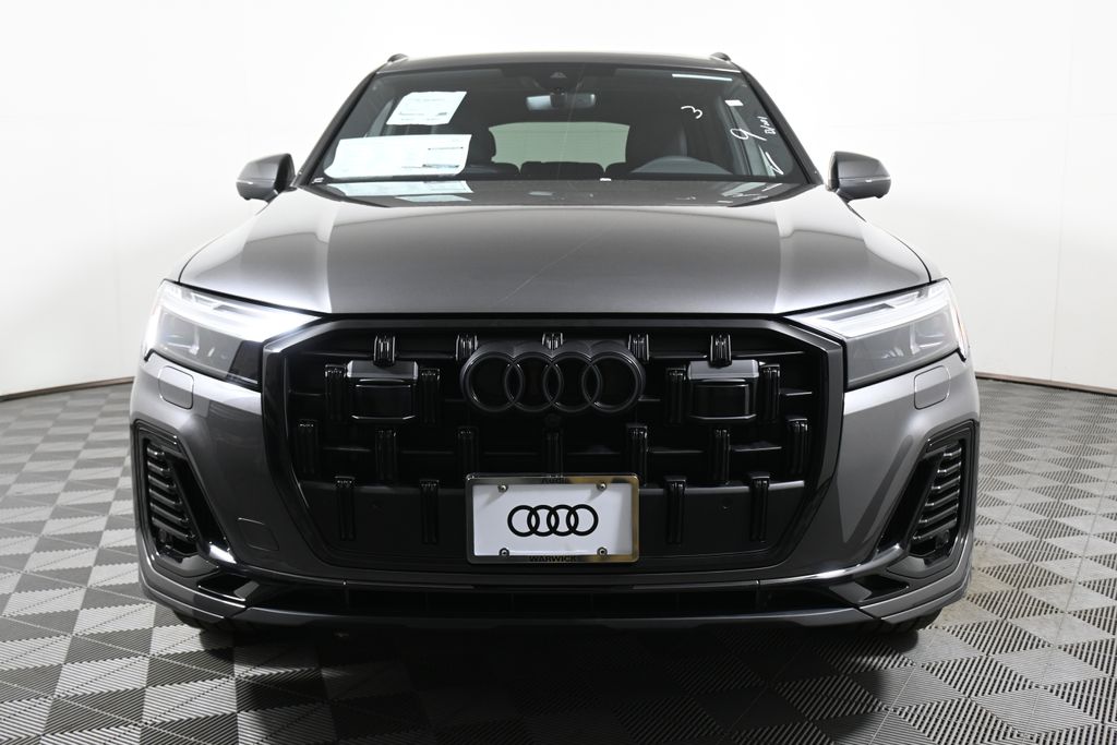 Thumbnail: 2026 Audi Q7 - 9
