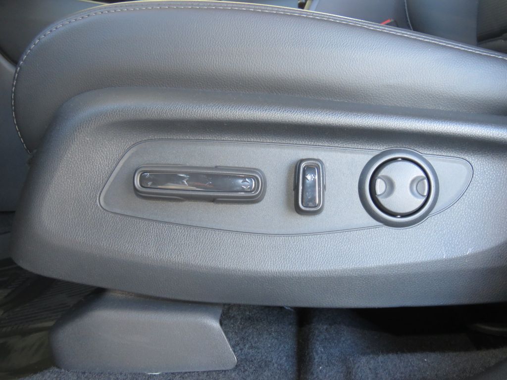 Thumbnail: 2026 Honda CR-V - 10
