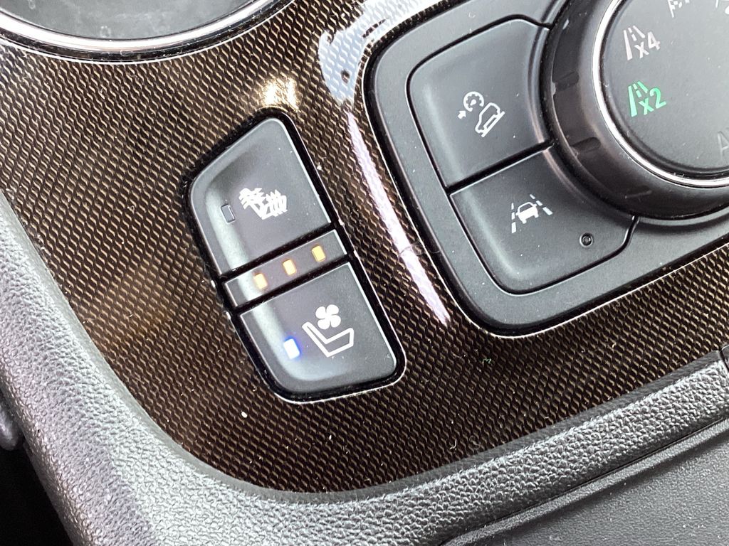 Used 2023 GMC Acadia SUV