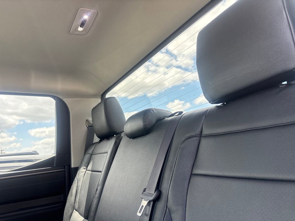 Used Car 2022 Toyota Tundra  Sr5 For Sale Under $40,000 In Austin, Texas