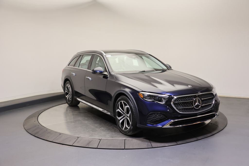 Thumbnail: 2027 Mercedes-Benz E-Class - 3