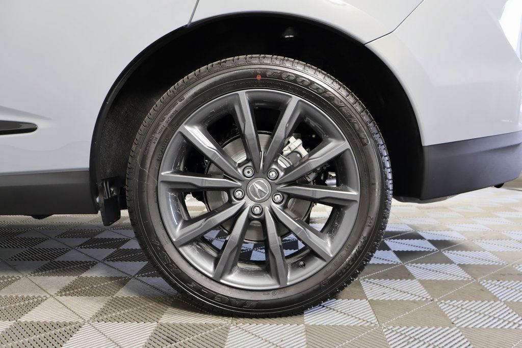 Thumbnail: 2025 Acura RDX - 10