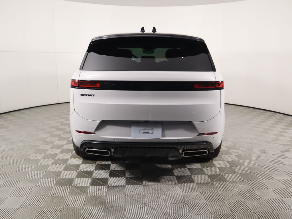 Thumbnail: 2025 Land Rover Range Rover Sport - 6