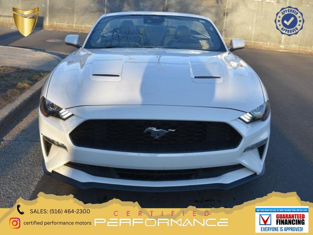 Oxford White 2023 Ford Mustang Convertible Rear-Wheel Drive Automatic