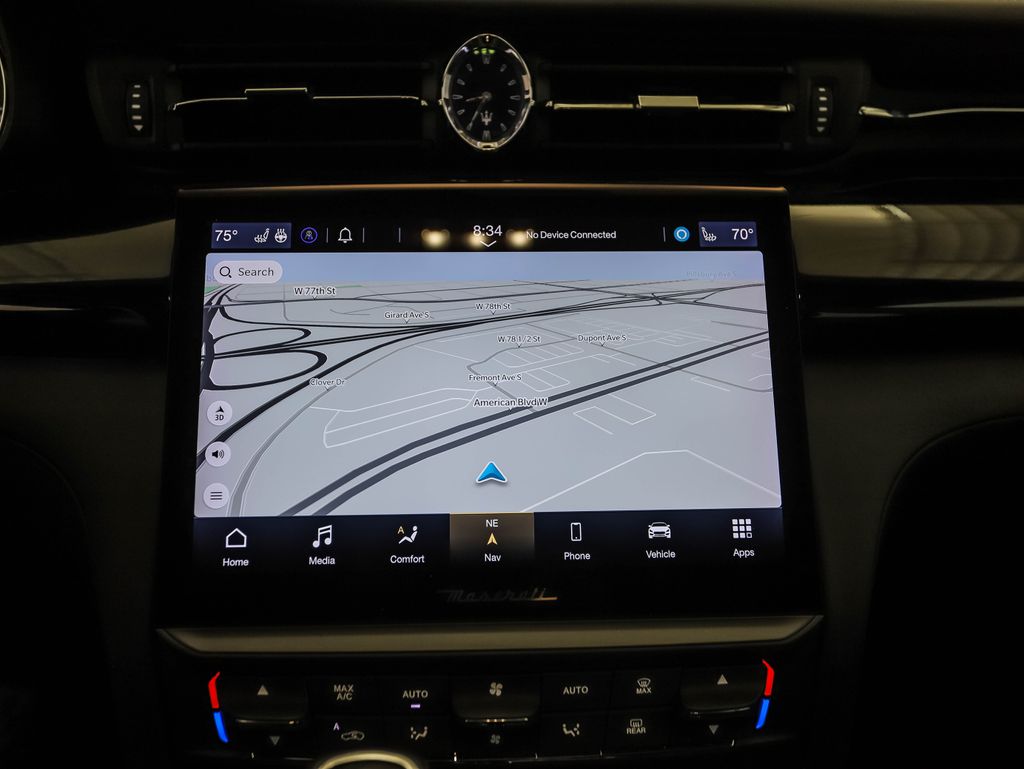 Thumbnail: 2022 Maserati Quattroporte - 17