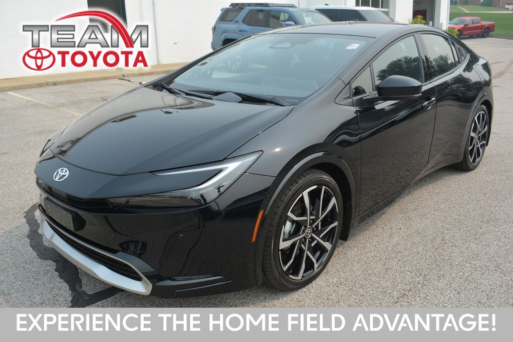 Midnight Black Metallic 2026 Toyota Prius Plug-In Hybrid Hatchback Front-Wheel Drive Continuously Variable Transmission