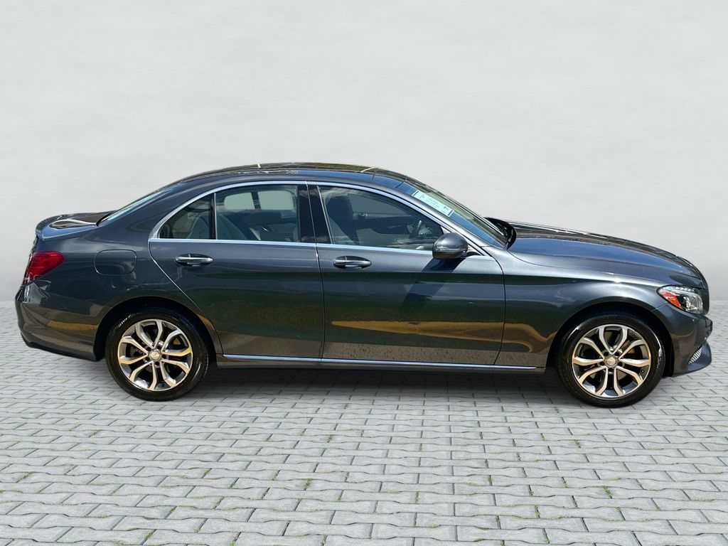Thumbnail: 2016 Mercedes-Benz C-Class - 4