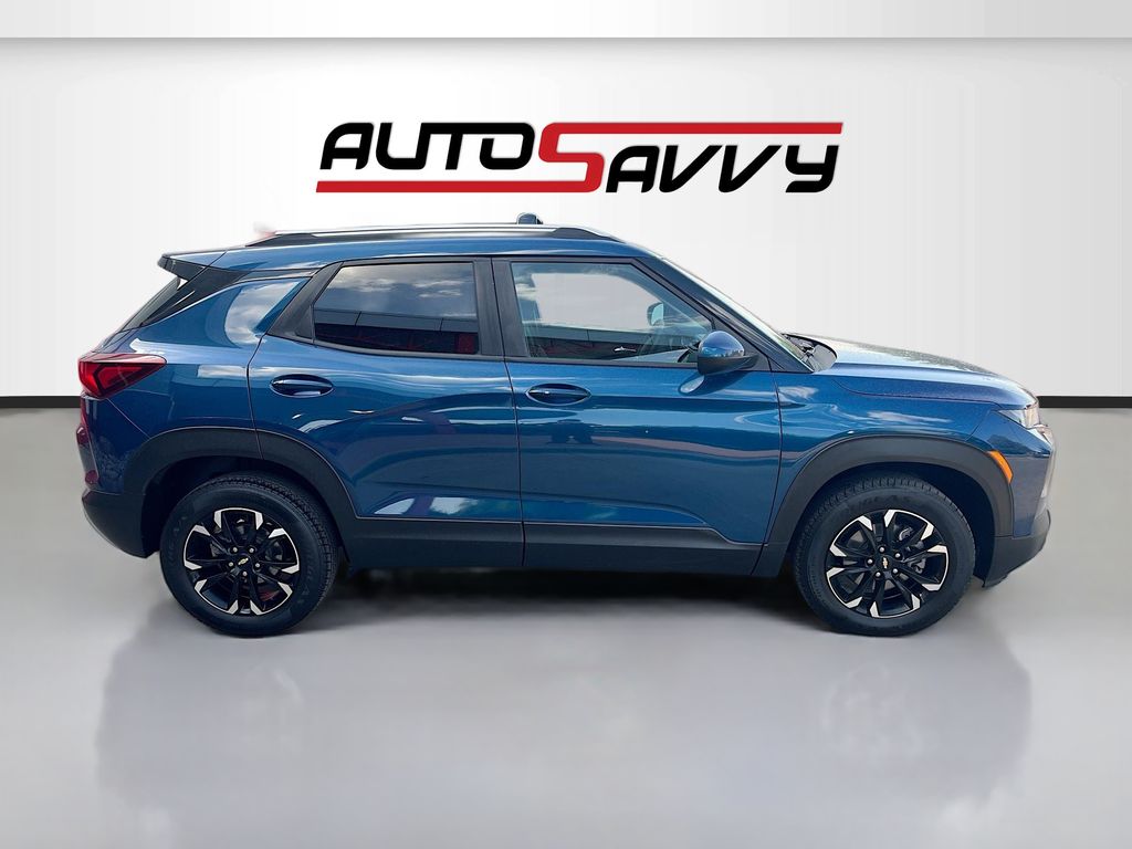 Used 2021 Blue Chevrolet LT image 8