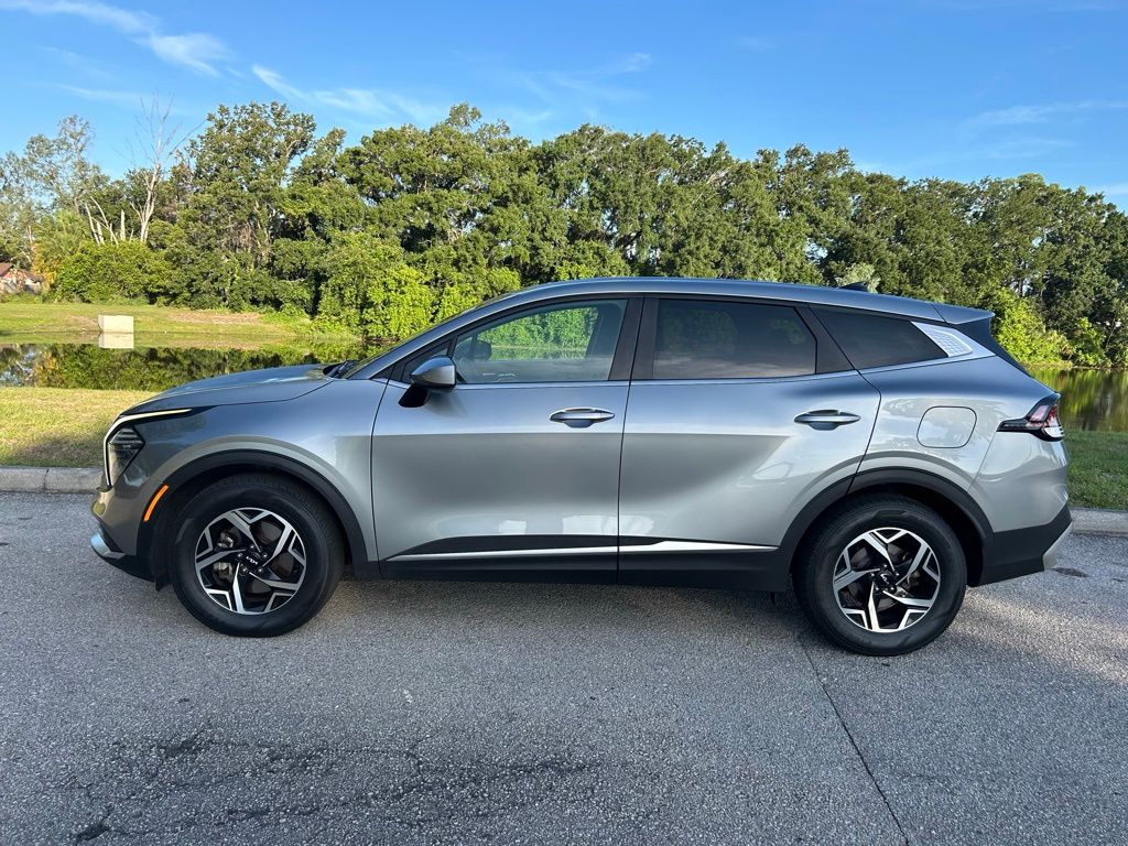 Thumbnail: 2024 Kia Sportage - 3