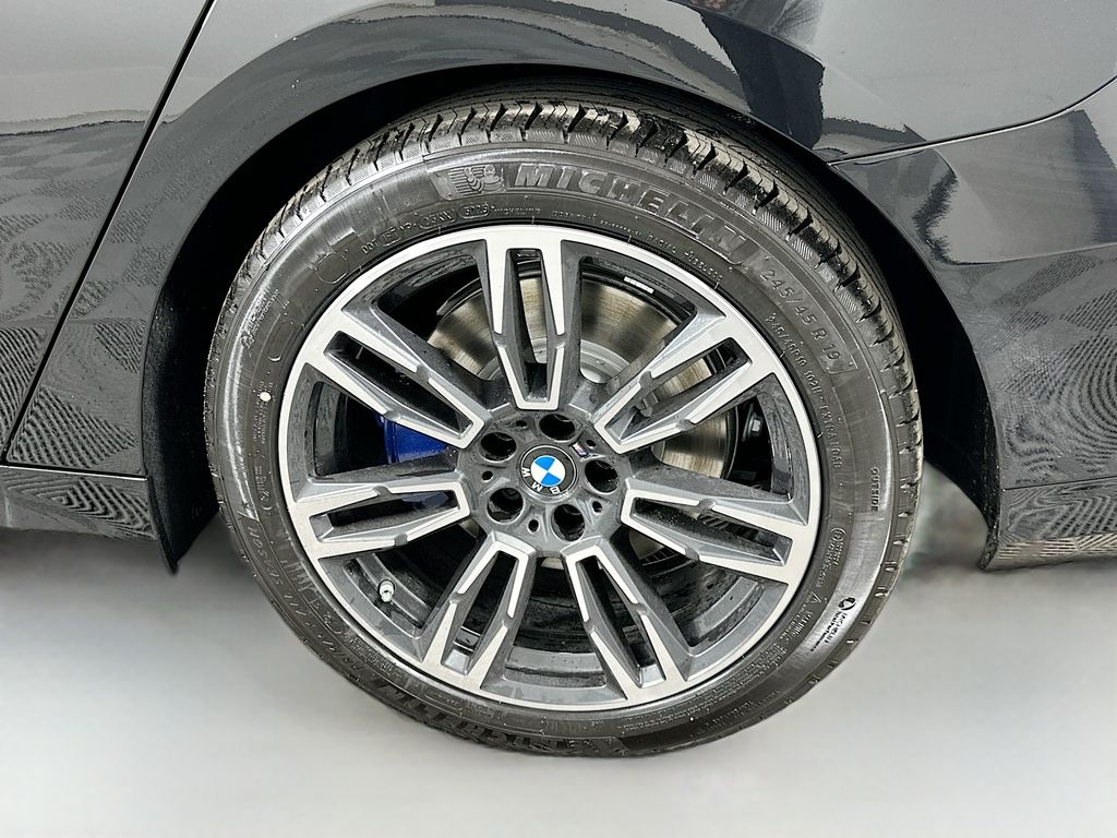 Thumbnail: 2026 BMW 5 Series - 23