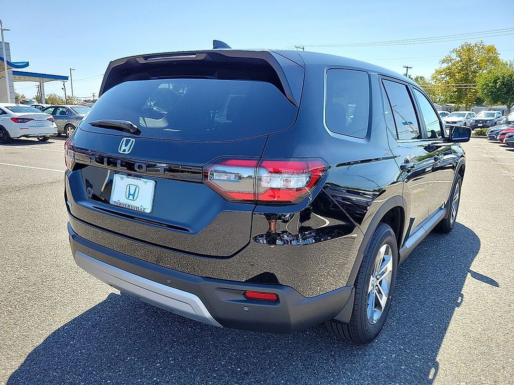 2025 Honda Pilot EX-L 9