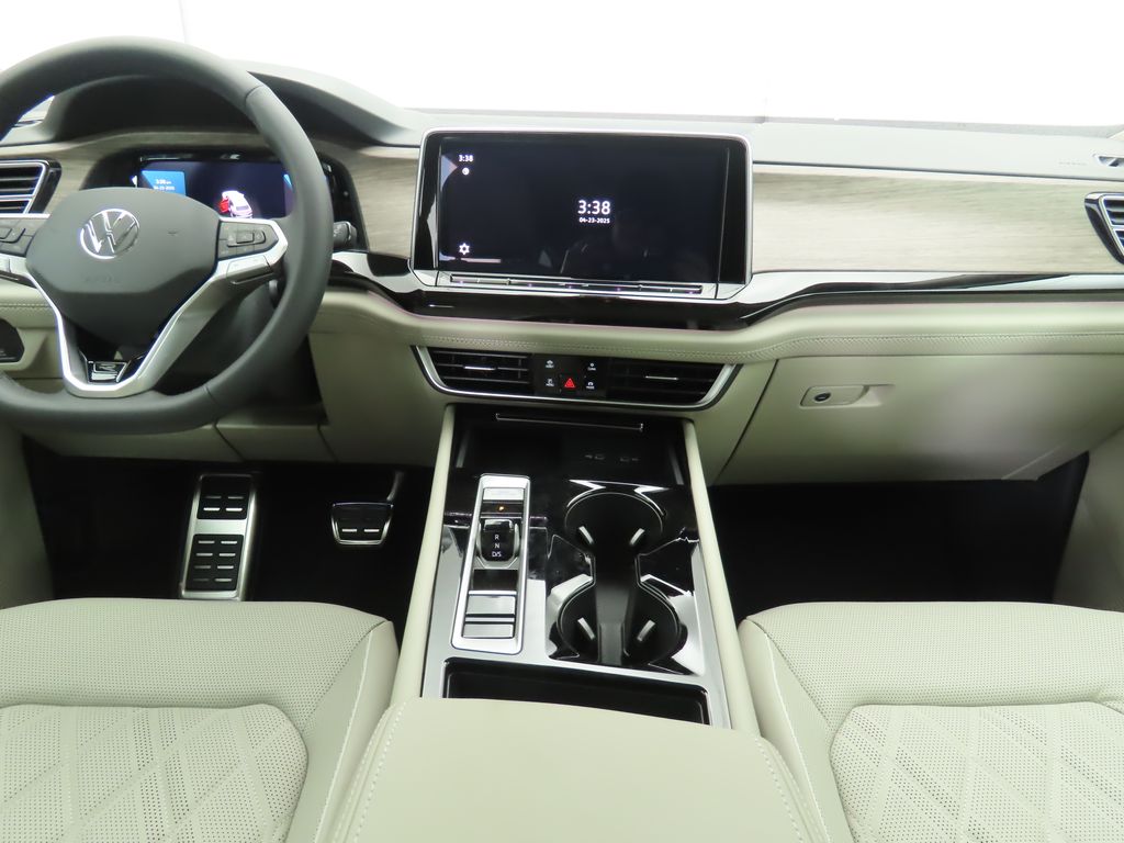 2025 Volkswagen Atlas SEL 14