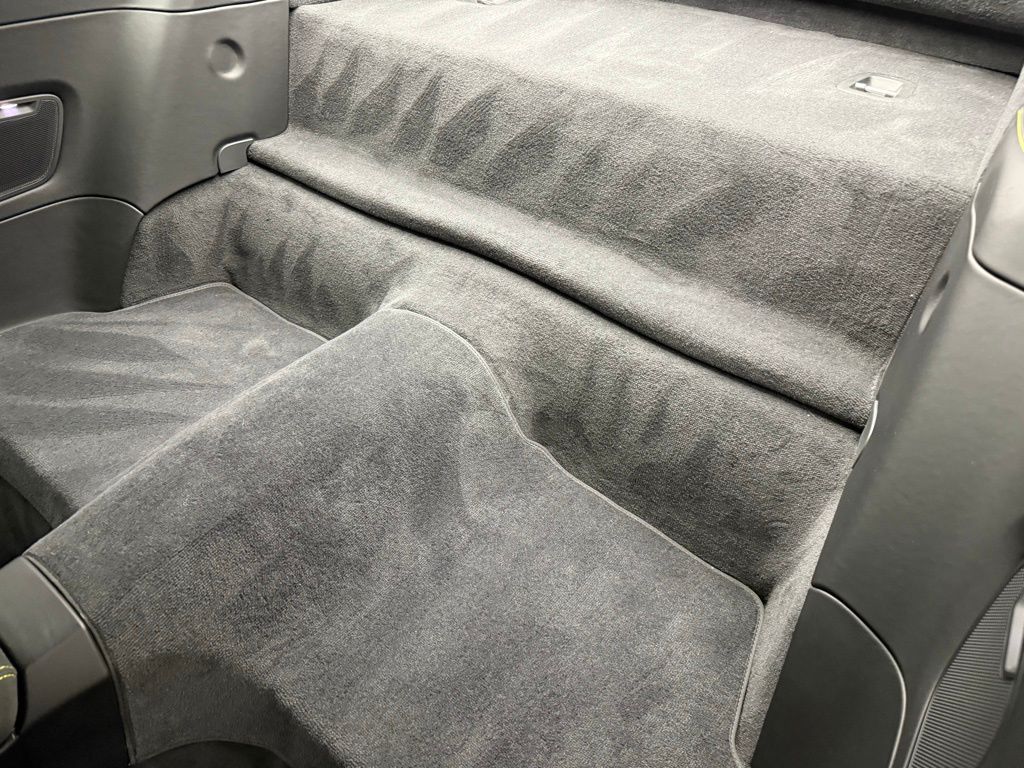 Thumbnail: 2024 Porsche 911 - 24